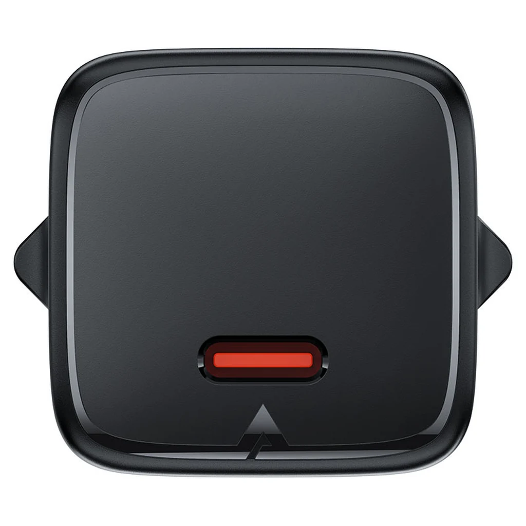 Gros plan frontal du port USB-C à intérieur rouge du chargeur GaN 20W Acefast A117
