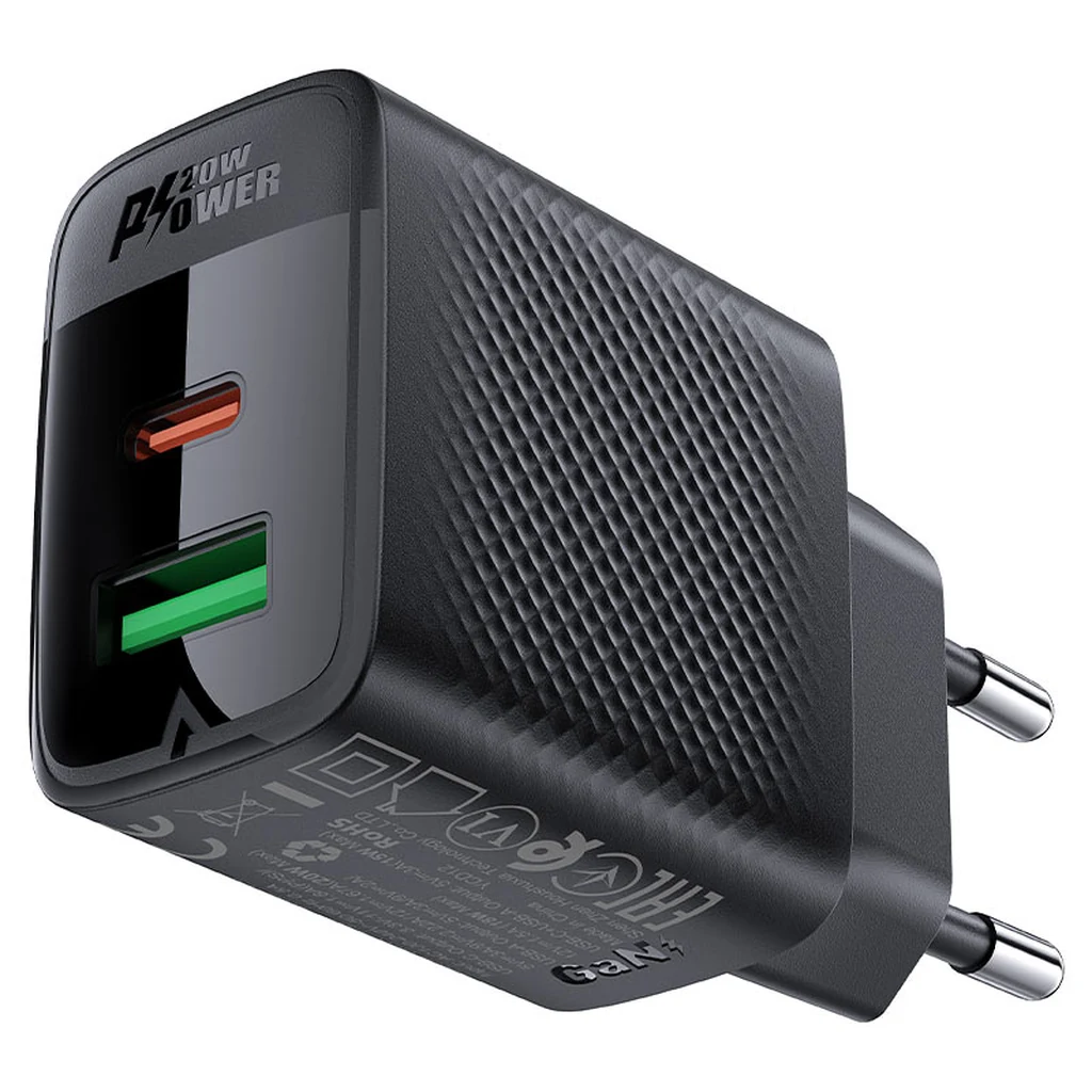 Gros plan sur les ports USB-C et USB-A du chargeur GaN 20W Acefast A78