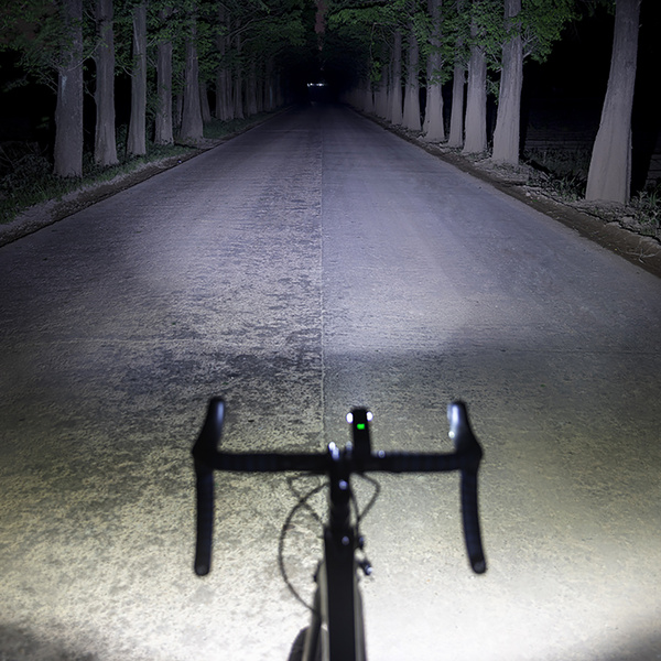 ROCKBROS Phare Vélo 1000 Lumens Rechargeable USB-C — gallery 20
